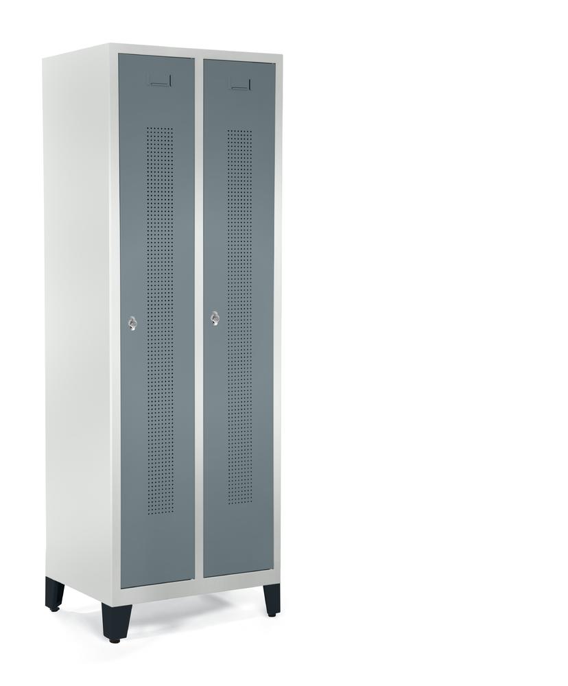 Garderobenspinde SYSTEM SP1 mit Füßen | Blaugrau RAL 7031 | mit Füßen | 300 | Drehriegelverschluss