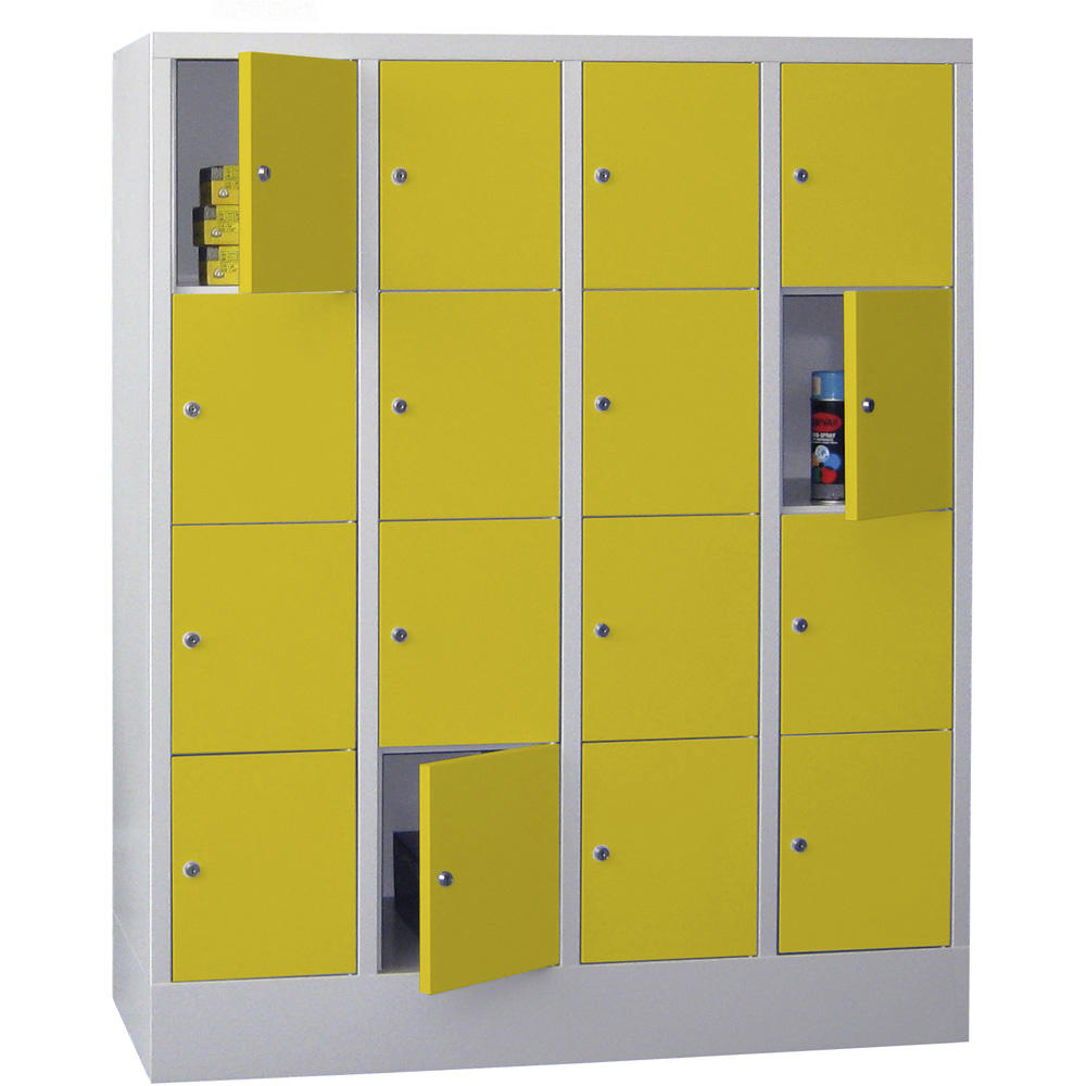 Schließfachschrank CLASSIC mit glatten Türen | Zinkgelb RAL 1018 | 300 | 4 | 16