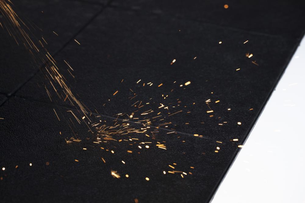 Arbeitsplatzmatte Solid Spark Grundfliese | Schwarz | Grundfliese | schweißfunkenbeständig