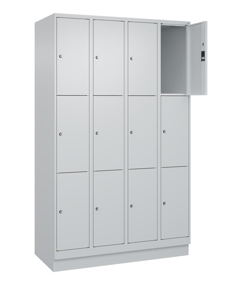 Schließfachschrank CLASSIC PLUS, mit Sockel | Lichtgrau RAL 7035 | mit Sockel | Lichtgrau RAL 7035 | 300 | 4 | 12