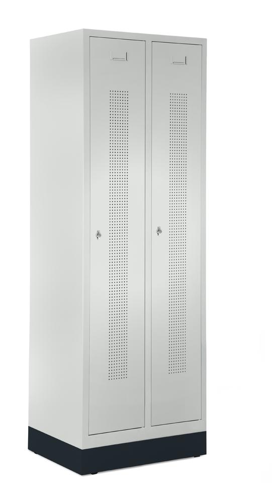 Garderobenspinde SYSTEM SP1 mit Sockel | Lichtgrau RAL 7035 | mit Sockel | 300 | Zylinderschloss