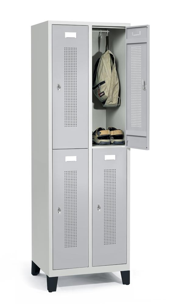 Doppelstöckiger Spind SYSTEM SP1 mit Füßen | Alusilber RAL 9006 | mit Füßen | Zylinderschloss