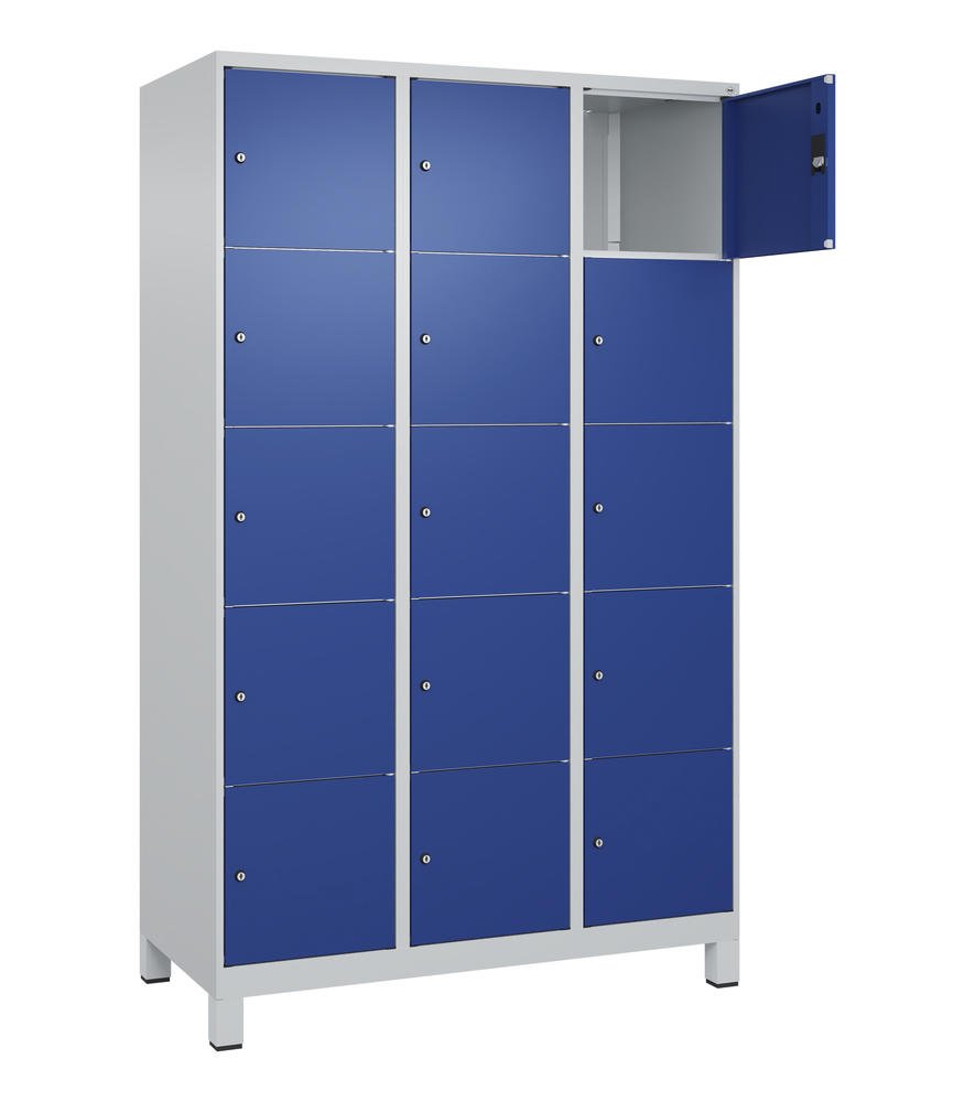 Schließfachschrank CLASSIC PLUS, mit Füßen | Enzianblau RAL 5010 | mit Füßen | Lichtgrau RAL 7035 | 400 | 3 | 15