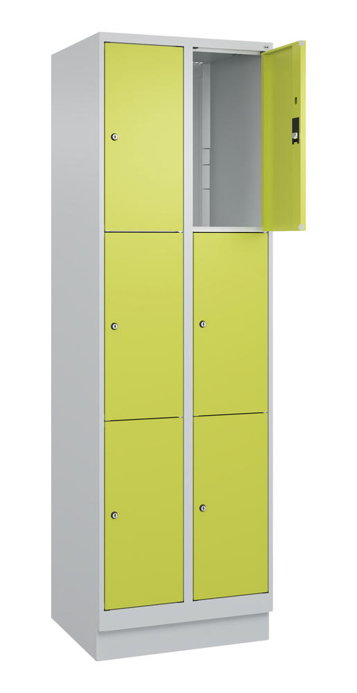 Schließfachschrank CLASSIC PLUS, mit Sockel | Clowngrün RAL 1108060 | mit Sockel | Lichtgrau RAL 7035 | 300 | 2 | 6