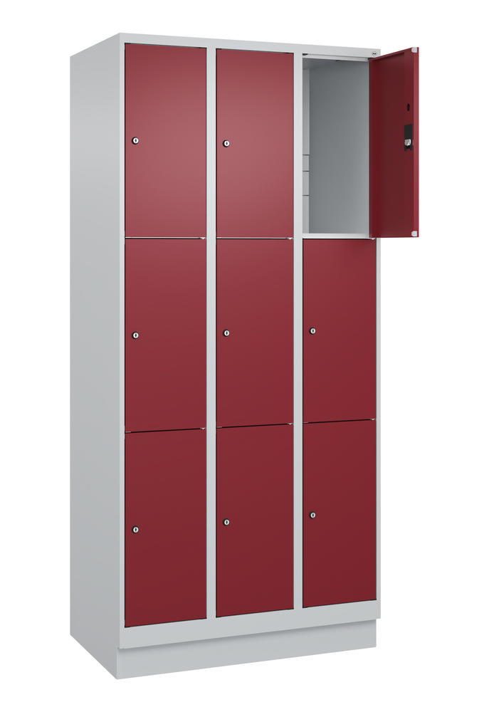 Schließfachschrank CLASSIC PLUS, mit Sockel | Rubinrot RAL 3003 | mit Sockel | Lichtgrau RAL 7035 | 300 | 3 | 9