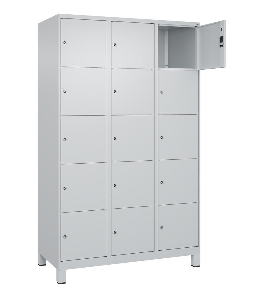 Schließfachschrank CLASSIC PLUS, mit Füßen | Lichtgrau RAL 7035 | mit Füßen | Lichtgrau RAL 7035 | 400 | 3 | 15