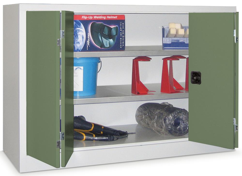 Falttüren-Stahlschrank mit verzinkten Böden | Resedagrün RAL 6011 | 1000 | 1500 | 600 | mit verzinkten Fachböden | Lichtgrau RAL 7035
