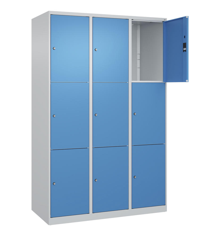 Schließfachschrank CLASSIC PLUS, bodenstehend | Lichtblau RAL 5012 | Bodenstehend | Lichtgrau RAL 7035 | 400 | 3 | 9
