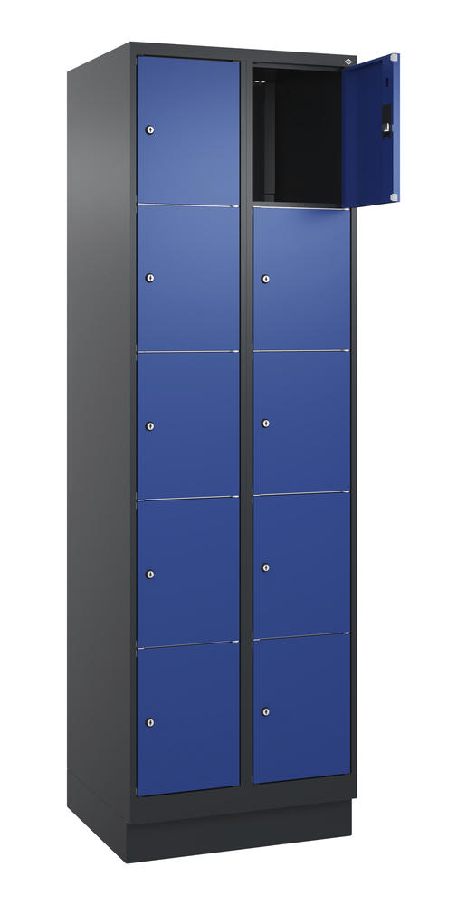Schließfachschrank CLASSIC PLUS, mit Sockel | Enzianblau RAL 5010 | mit Sockel | Schwarzgrau RAL 7021 | 300 | 2 | 10