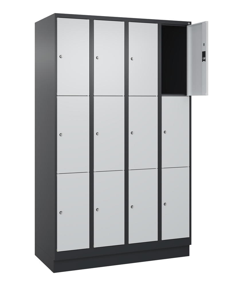 Schließfachschrank CLASSIC PLUS, mit Sockel | Lichtgrau RAL 7035 | mit Sockel | Schwarzgrau RAL 7021 | 300 | 4 | 12