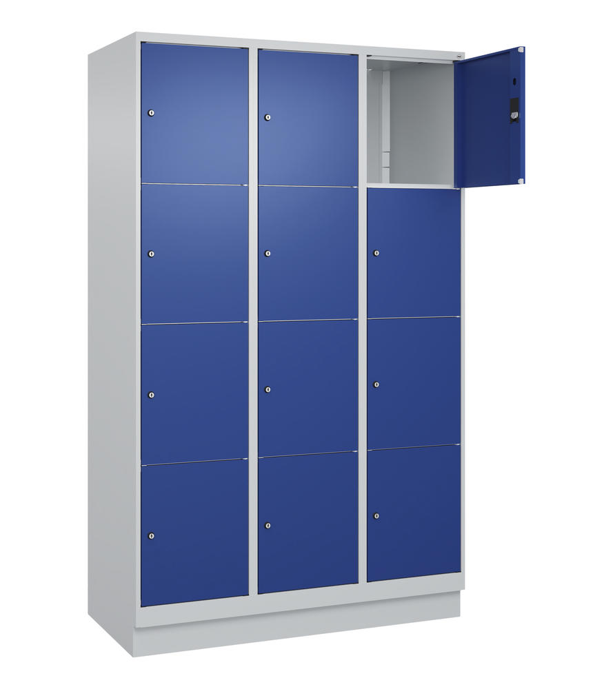 Schließfachschrank CLASSIC PLUS, mit Sockel | Enzianblau RAL 5010 | mit Sockel | Lichtgrau RAL 7035 | 400 | 3 | 12