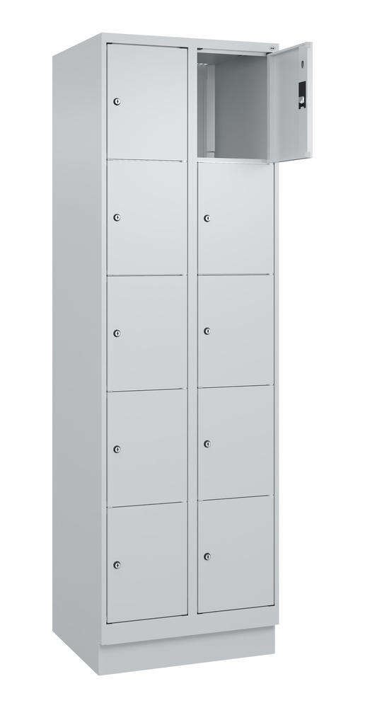 Schließfachschrank CLASSIC PLUS, mit Sockel | Lichtgrau RAL 7035 | mit Sockel | Lichtgrau RAL 7035 | 300 | 2 | 10