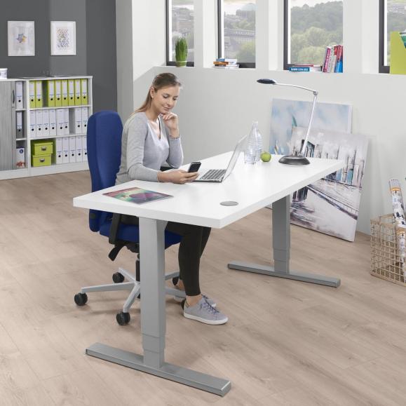 Höhenverstellbarer Schreibtisch Comfort ELEMENTS Weiß | 1800 | Alusilber RAL 9006
